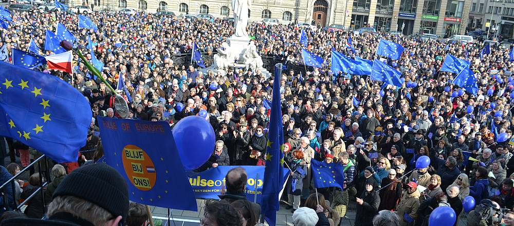 Pulse of Europe Berlin Hannes Koch